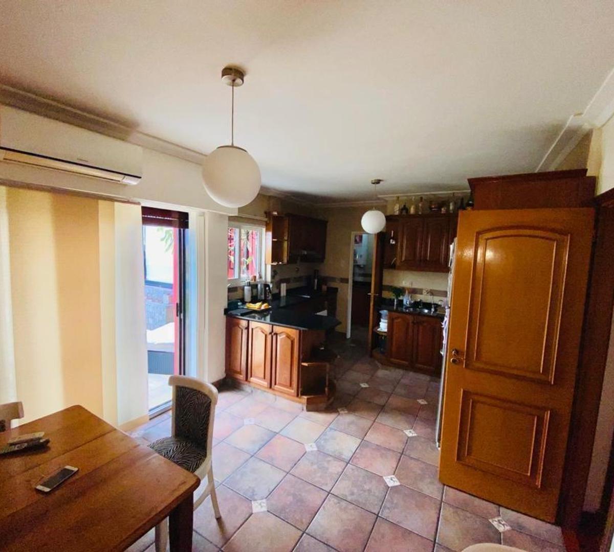 Foto de Casa 5 ambientes - Ramos Mejía, imagen 5