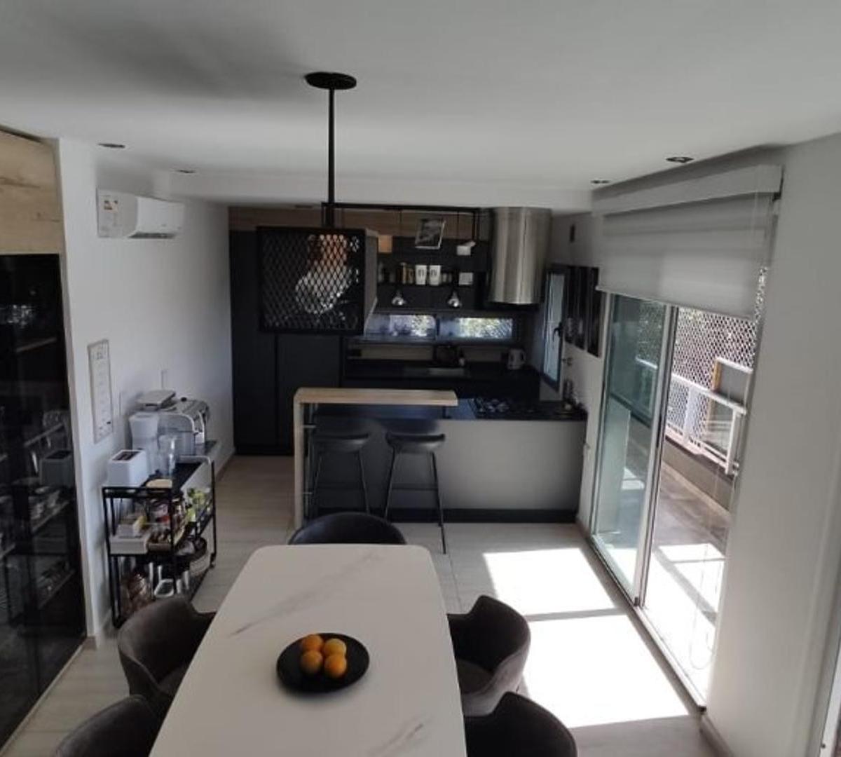 Departamento 5 ambientes - 2 cocheras - Ramos Mejía