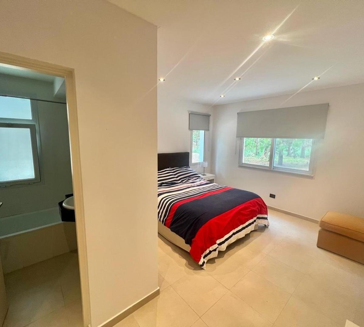 Venta Casa 6 Amb. Costa Esmeralda 4