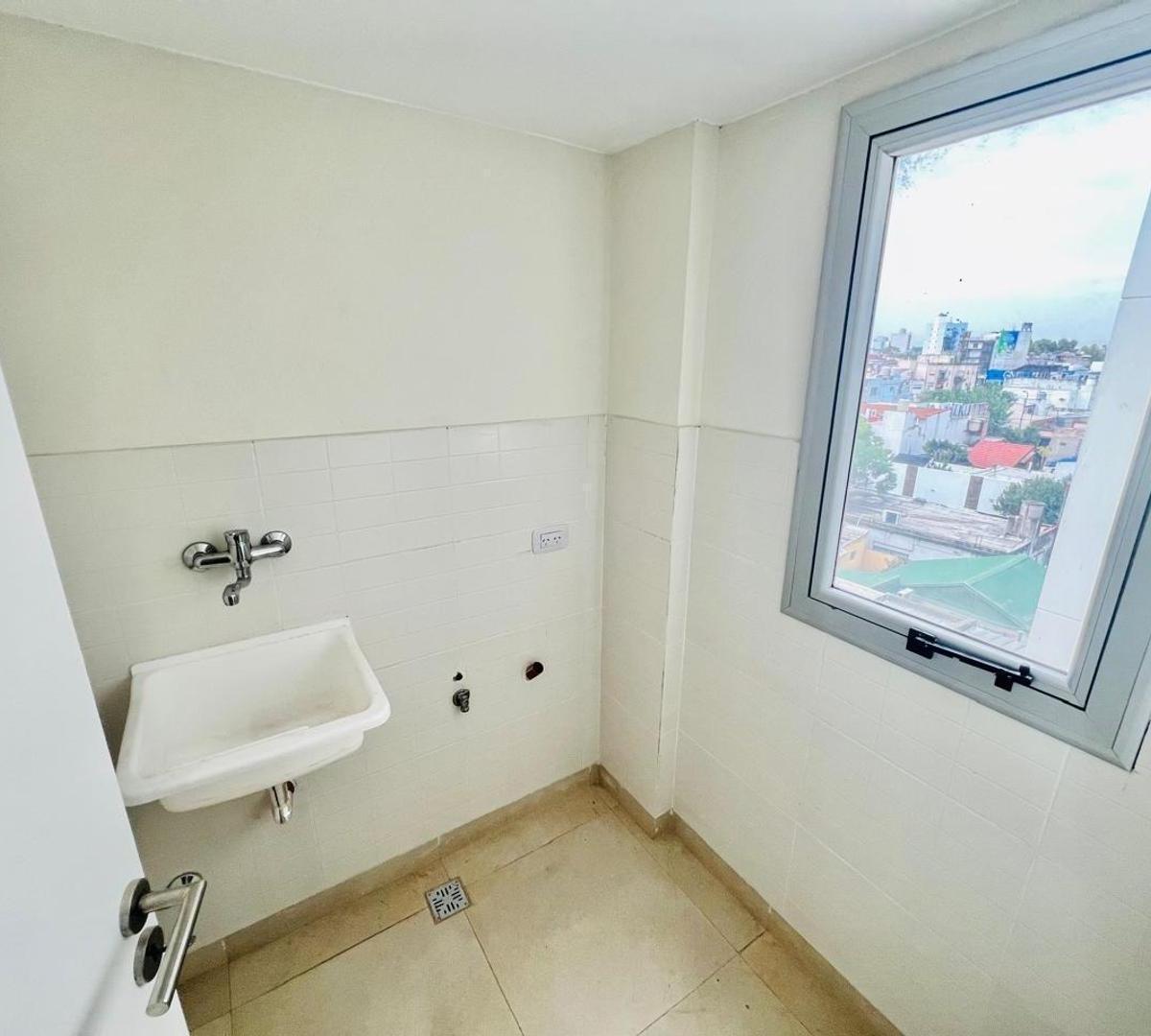 Foto de departamento 2 ambientes a estrenar - Ciudadela, imagen 5