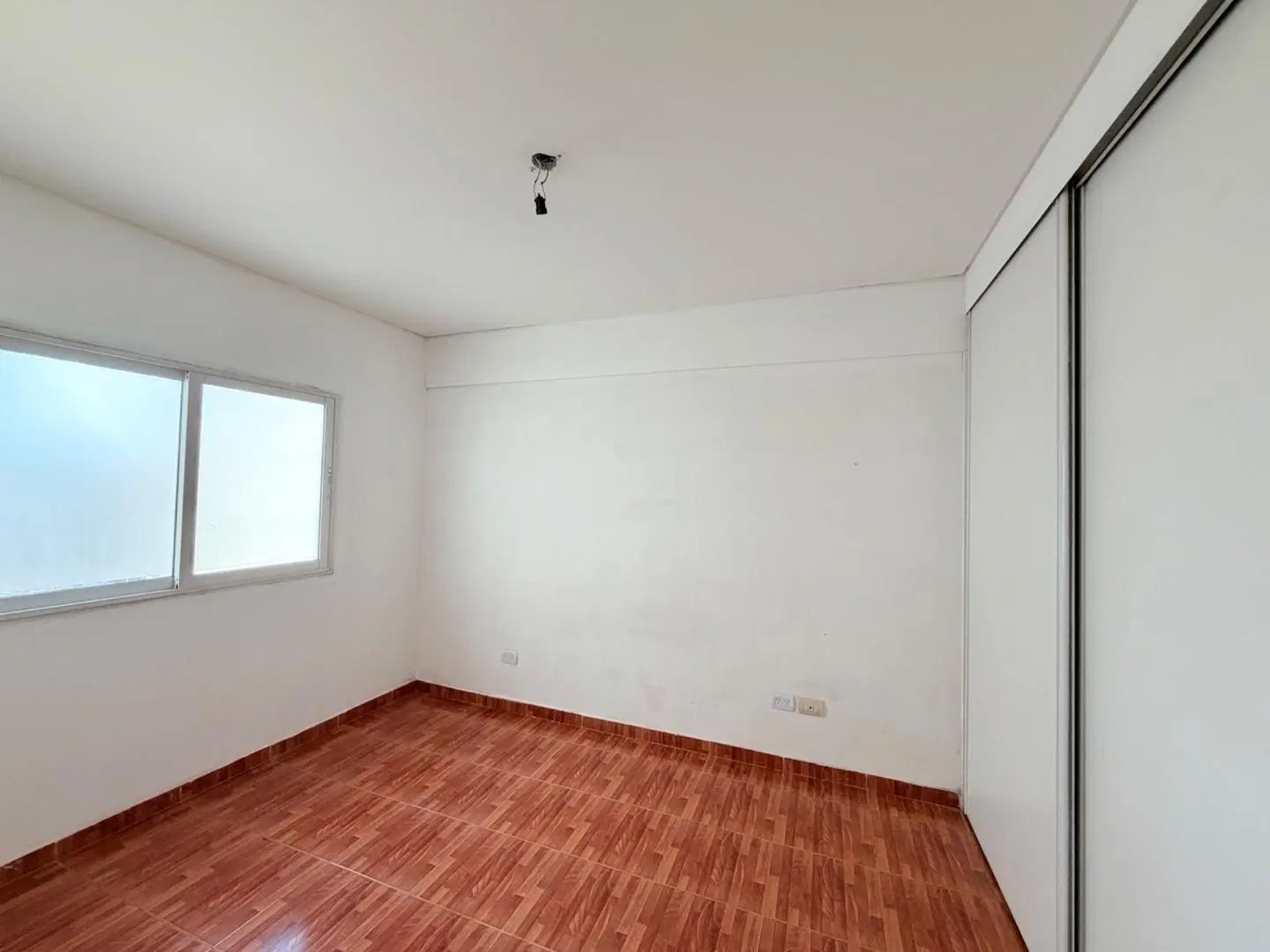 DEPARTAMENTO 2 AMB. Ramos Mejía centro 3