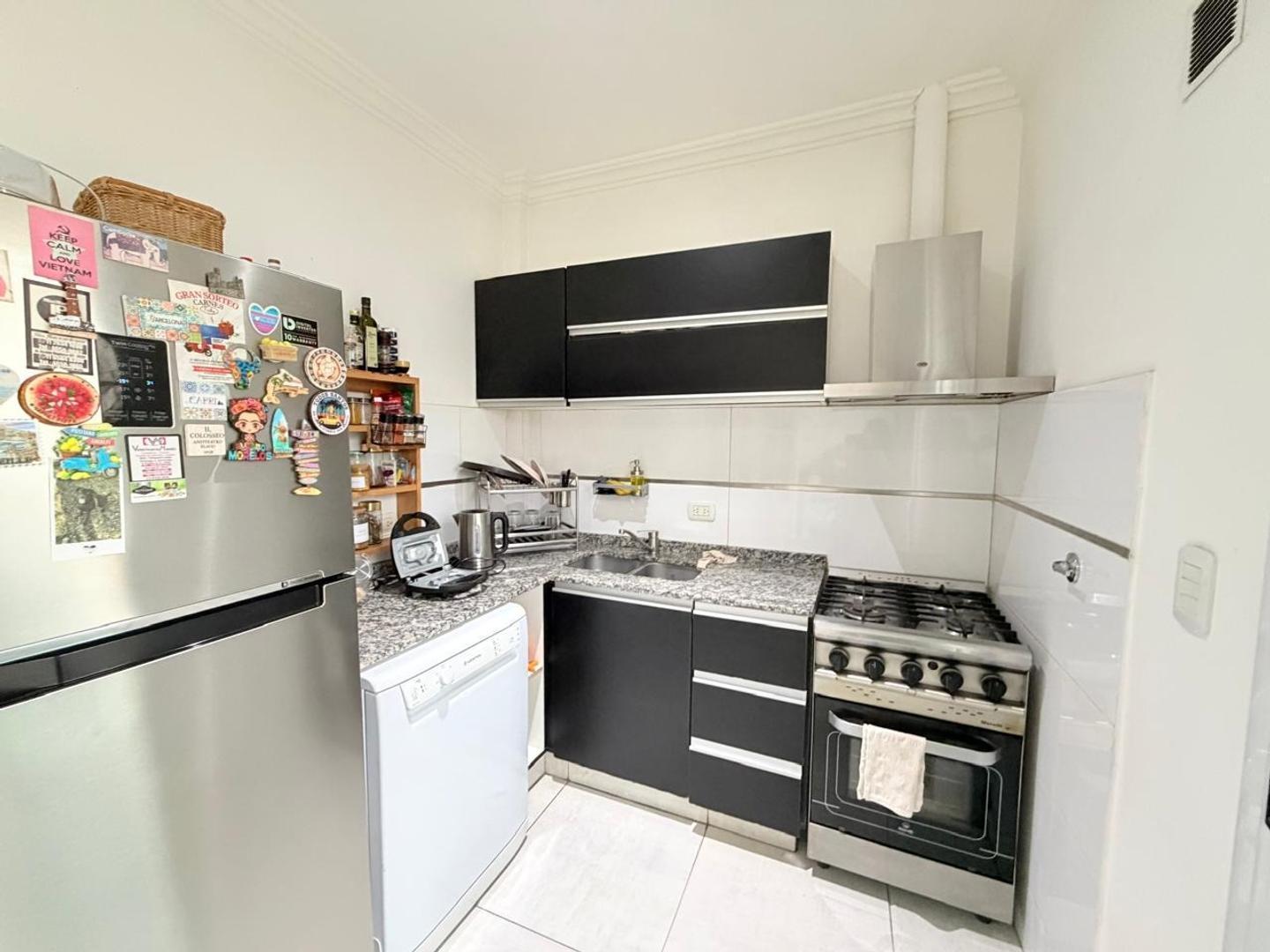 Foto de VENTA DÚPLEX 4 AMBIENTES HAEDO CON JARDÍN, imagen 1