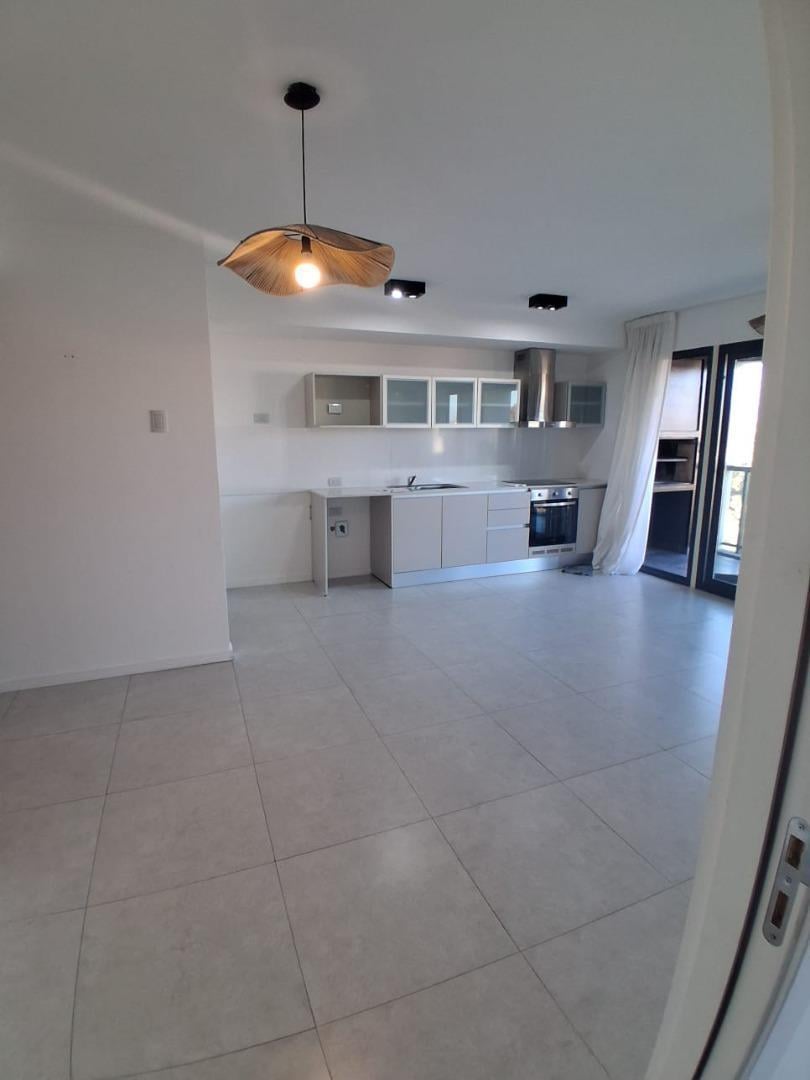 Foto de Departamento 2 ambientes con cochera - ALQUILER - HAEDO, imagen 4