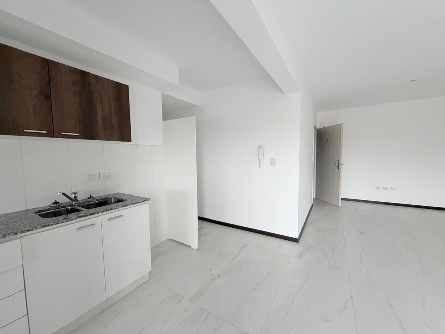 Foto de ALQUILER DEPARTAMENTO 3 AMBIENTES HAEDO, A ESTRENAR, imagen 2