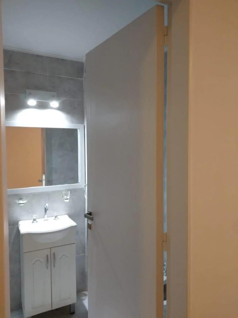Foto de DEPARTAMENTO MONOAMBIENTE EN ALQUILER - APTO PROFESIONAL, imagen 4