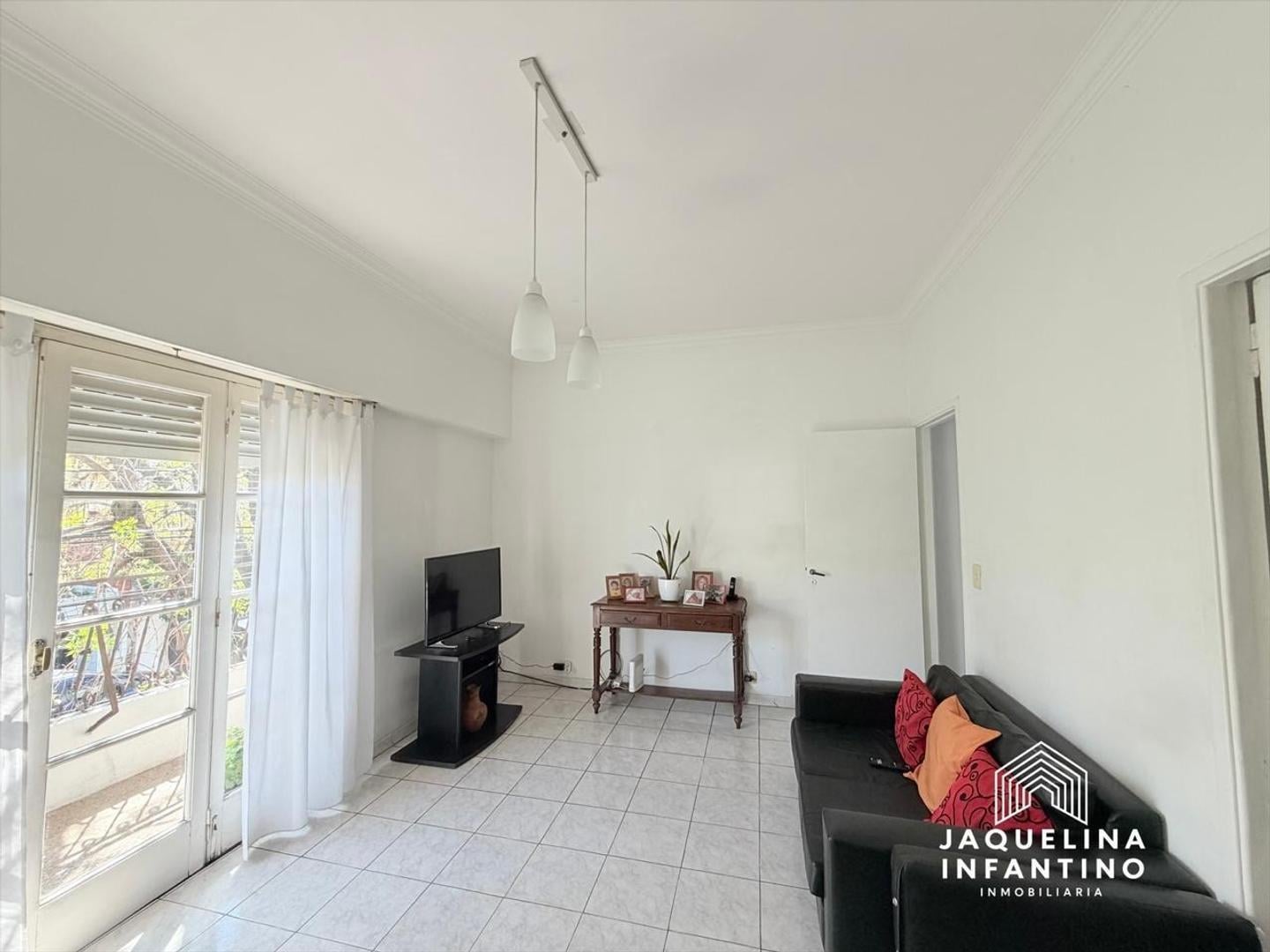 Foto de VENTA PH 3 AMBIENTES CIUDADELA CON COCHERA, imagen 2