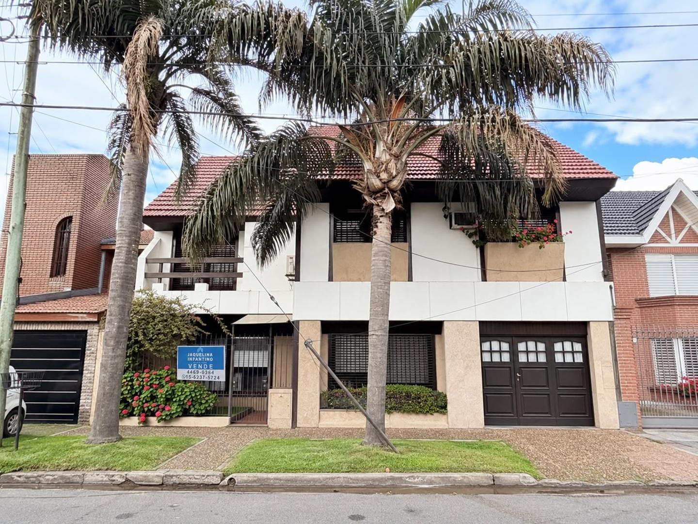 Foto de VENTA CASA 4 AMBIENTES RAMOS MEJIA - ZONA DON BOSCO, imagen 1