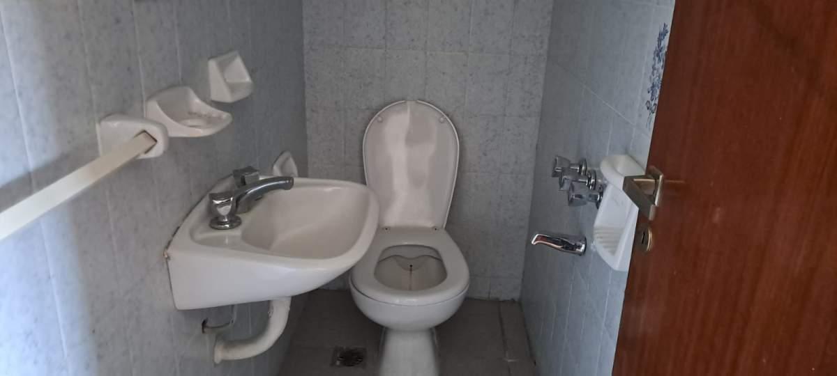 Departamento en Centro Córdoba 2 Dorm. Balcón Cochera 5
