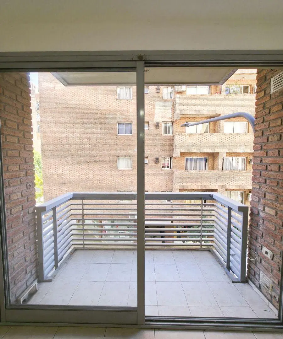 EXTERNO, BALCON, IMPUESTOS INCLUIDOS, AMPLIO DORMITORIO, LUMINOSO, CALLE OBISPO TREJO Nº 805 5