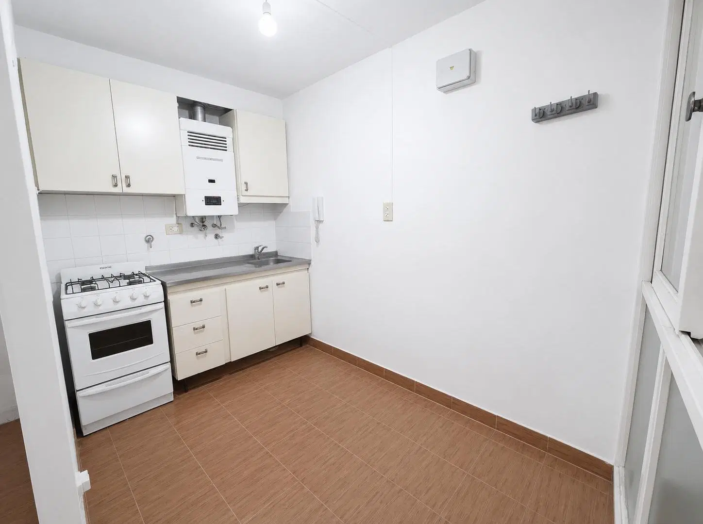 ESCRITURA, GRAN OPORTUNIDAD, UN DORMITORIO, BV. CHACABUCO Nº 261 3
