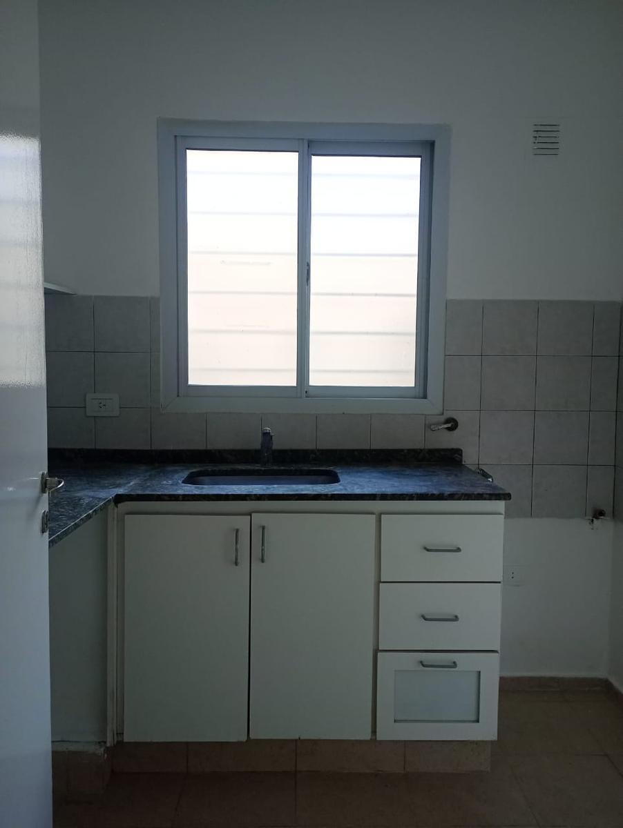 Hermoso Departamento en Venta en Barrio San Vicente! 4