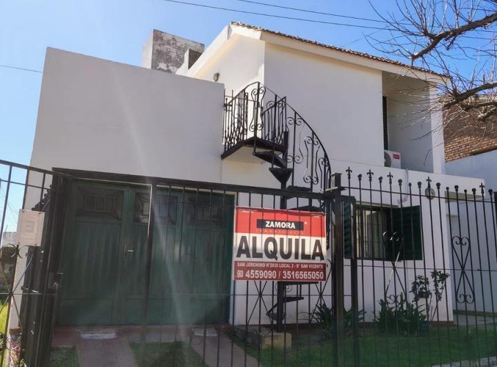 AMPLIO DEPARTAMENTO EN ALQUILER EN BARRIO SAN VICENTE 1