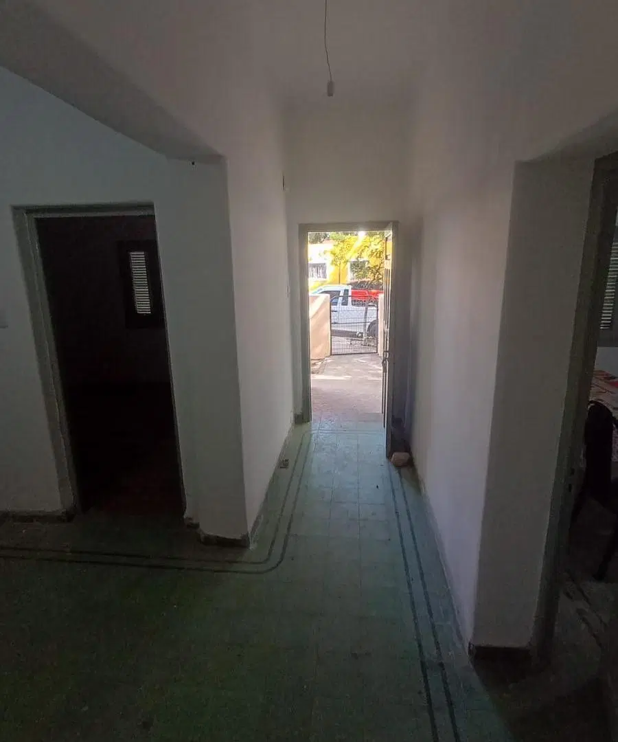 OPRTUNIDAD CASA RESTAURADA EN B° SAN VICENTE 3