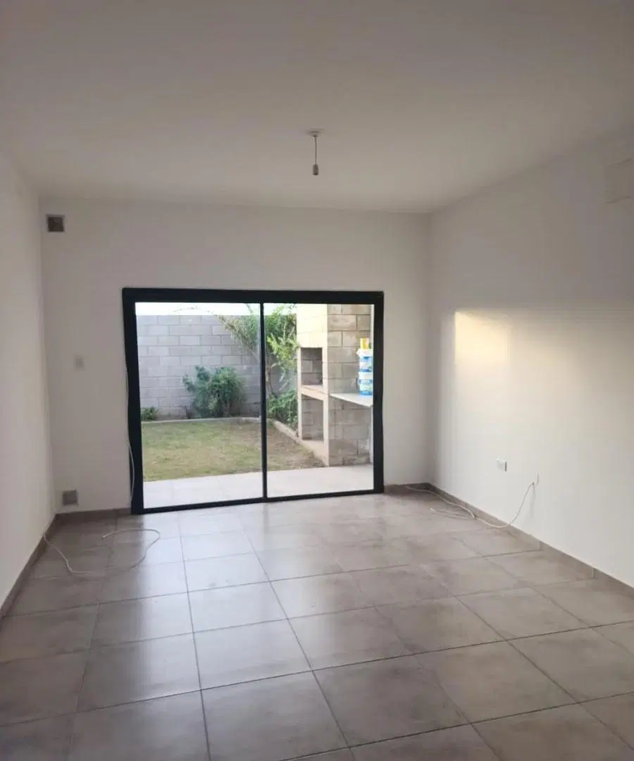 IMPERDIBLE DEPARTAMENTO EN ALQUILER EN BARRIO PARQUE NORTE! 2