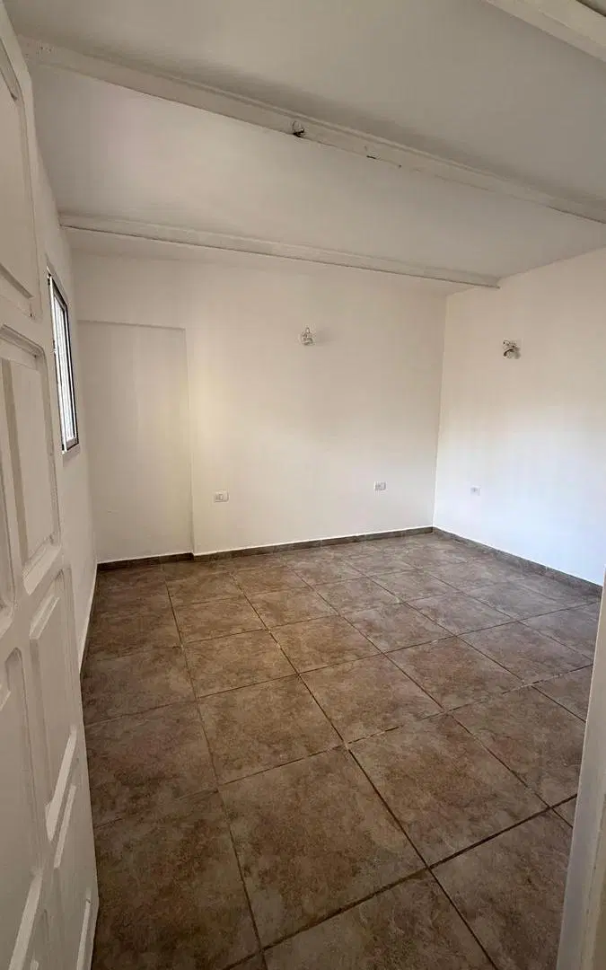 IMPERDIBLE PROPIEDAD EN ALQUILER EN BARRIO ALTAMIRA 4