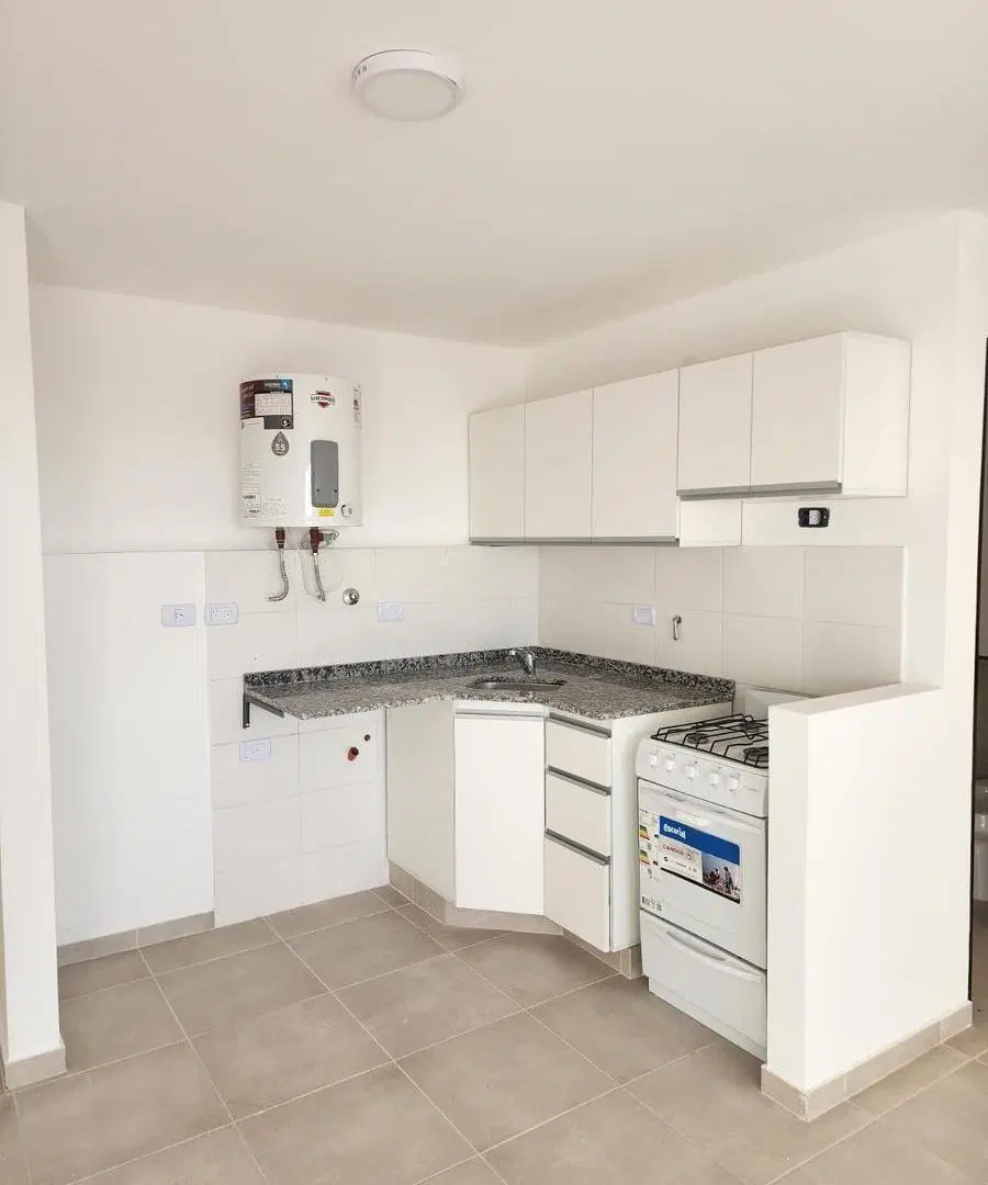 DEPARTAMENTO EN ALQUILER EN CALLE MEJICO AL 900 8