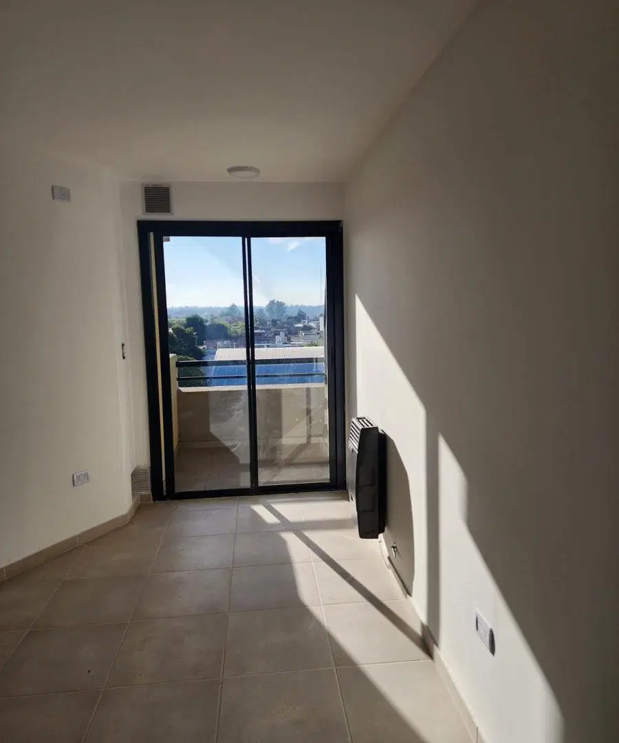 DEPARTAMENTO EN ALQUILER EN CALLE MEJICO AL 900 4