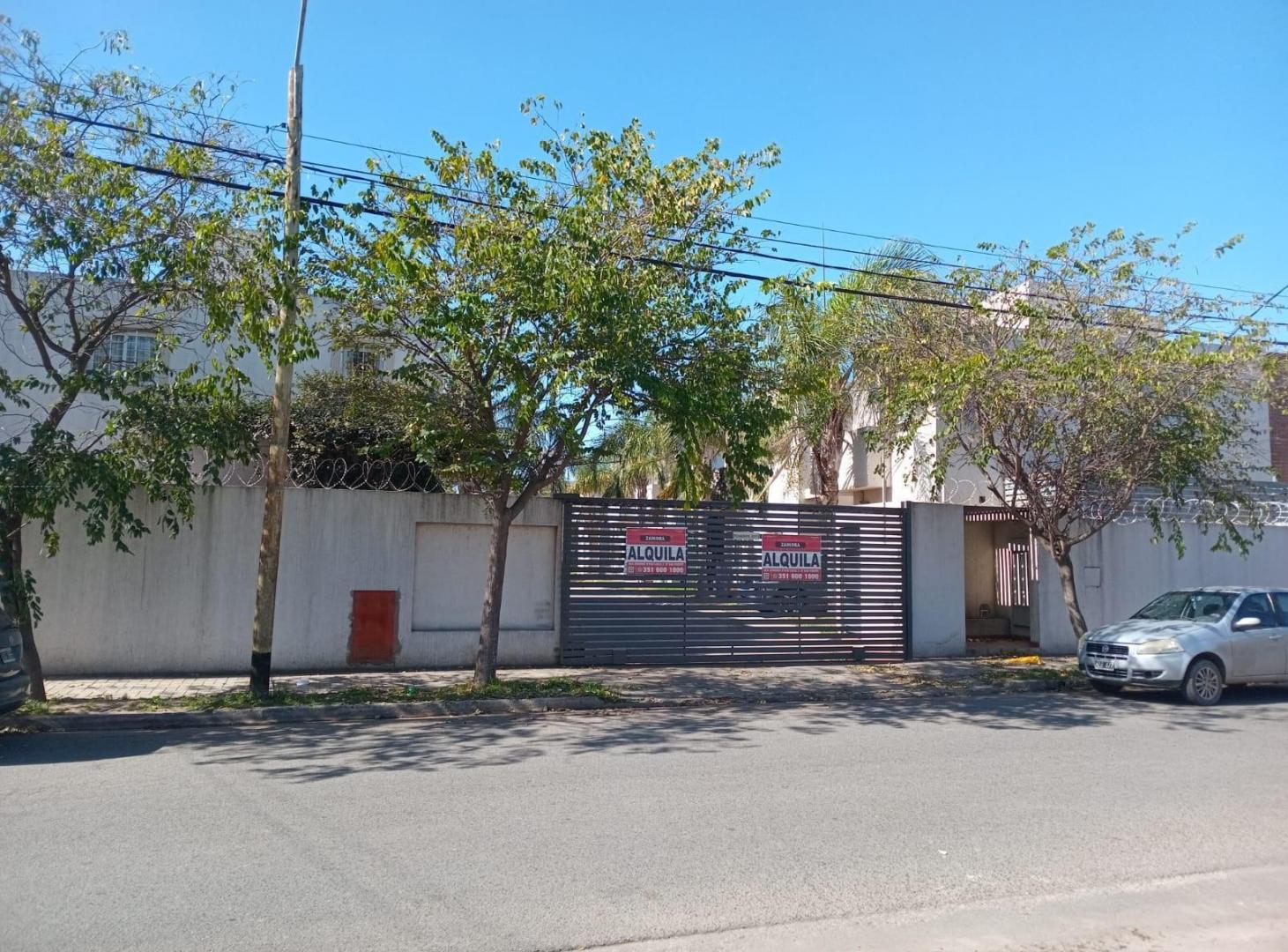 Foto de IMPERDIBLE DUPLEX EN ALQUILER EN BARRIO CALIFORNIA, imagen 4