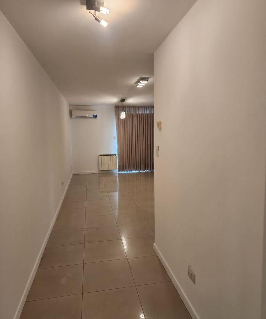 Foto de IMPECABLE OPORTUNIDAD! DEPTO EN ALQUILER COMPLEJO MIRACIELOS!!!!, imagen 1