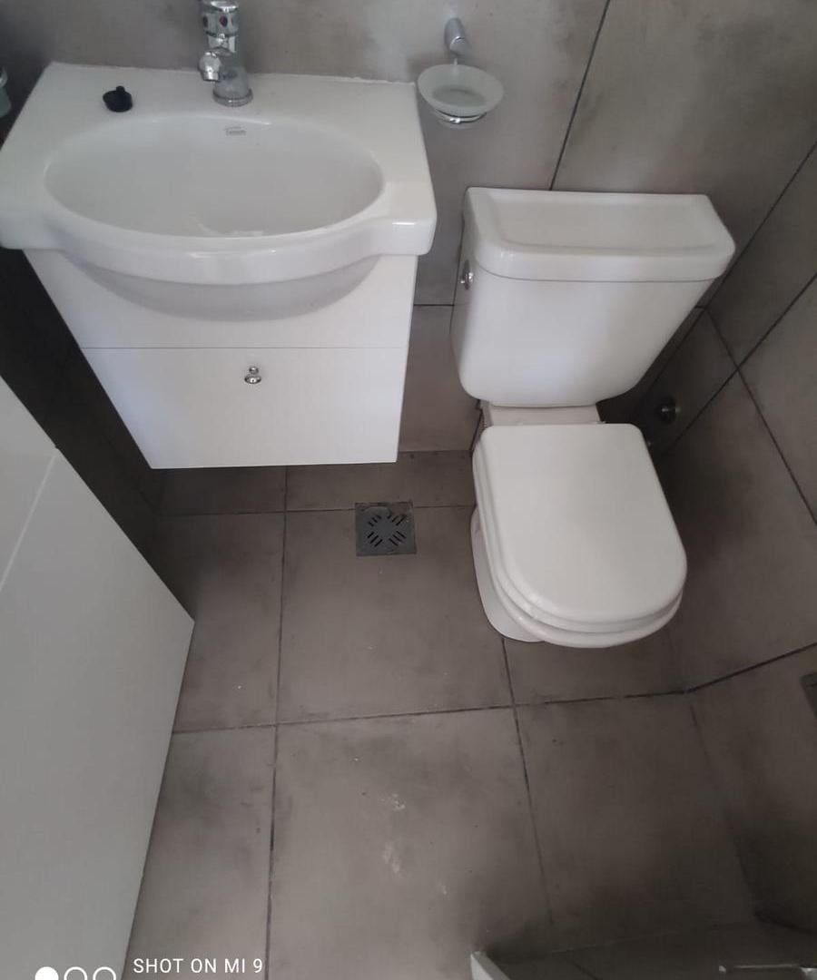 Foto de DUPLEX EN ALQUILER EN BARRIO TEODORO FELS, imagen 5