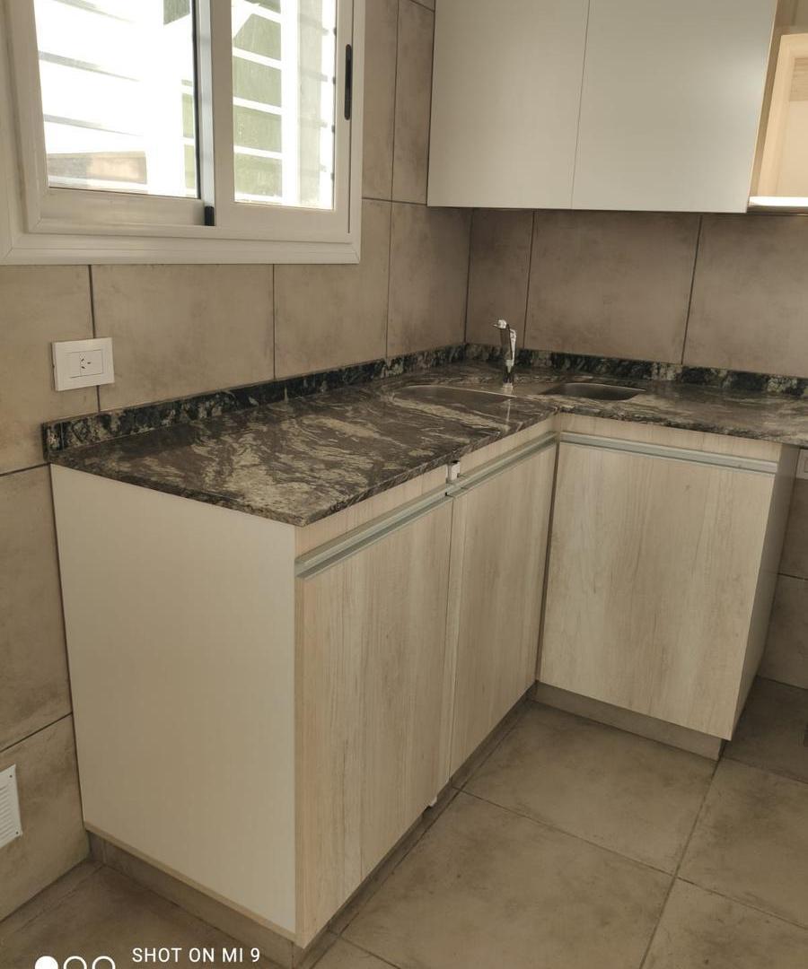 Foto de DUPLEX EN ALQUILER EN BARRIO TEODORO FELS, imagen 2