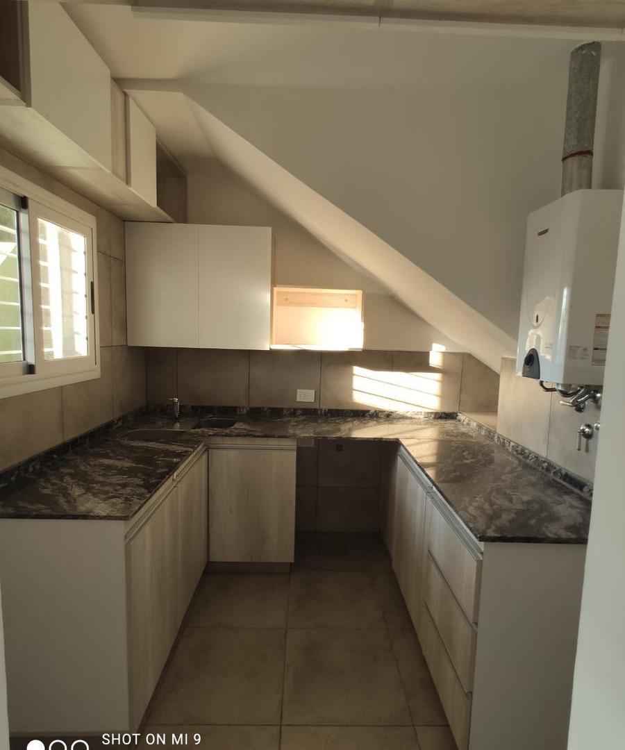 Foto de DUPLEX EN ALQUILER EN BARRIO TEODORO FELS, imagen 3
