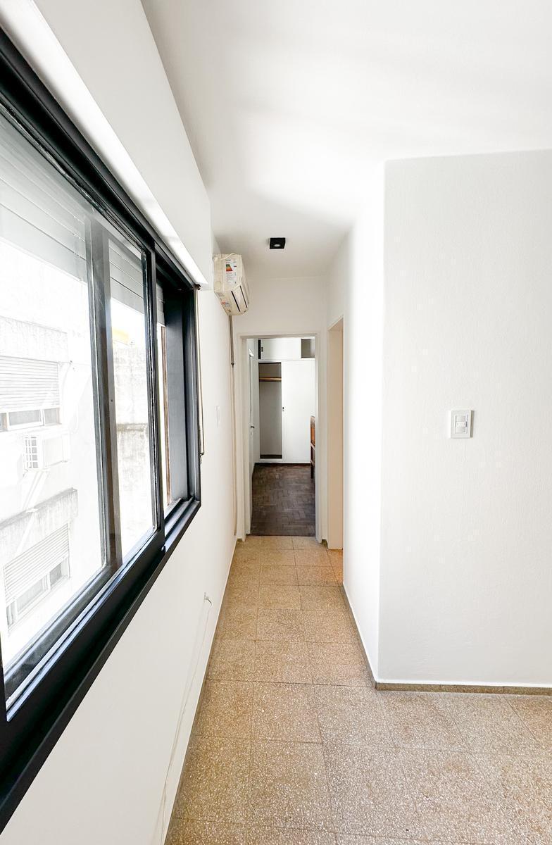 Oportunidad! Dpto. 1dorm Amplio y Luminoso! a Mtrs. Av Colon! con Escritura! 2