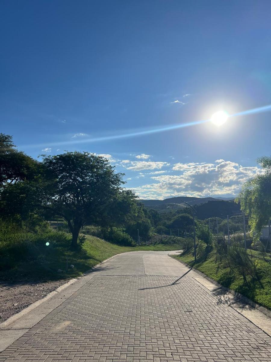 COLINAS DE LA DESEADA - Lote 464,72 mtrs - Seguridad 24hs. Excelentes Vista