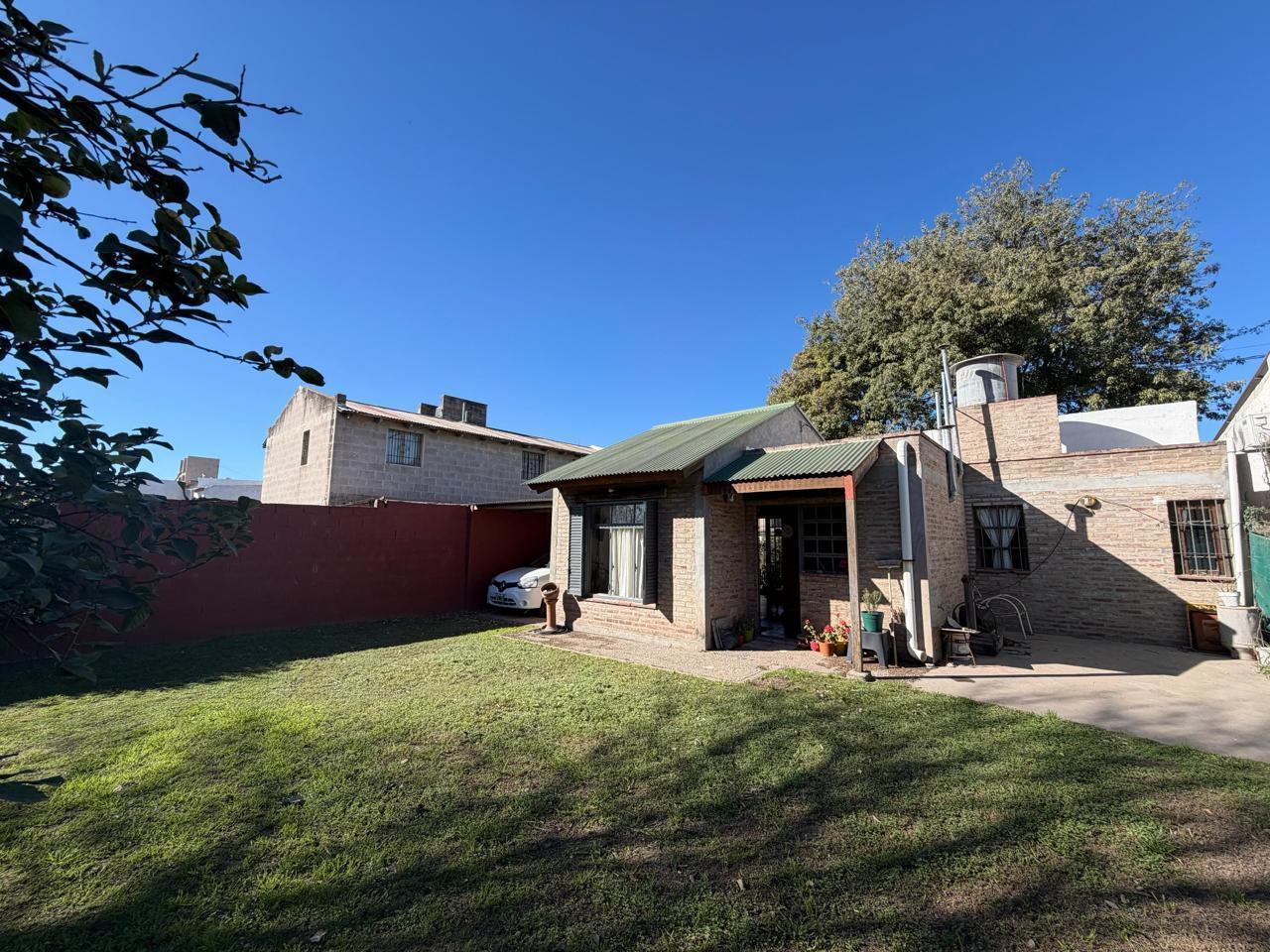 Foto de Casa en Villa Allende - Toda en PB - 2D - 1B - Patio y cochera, imagen 4