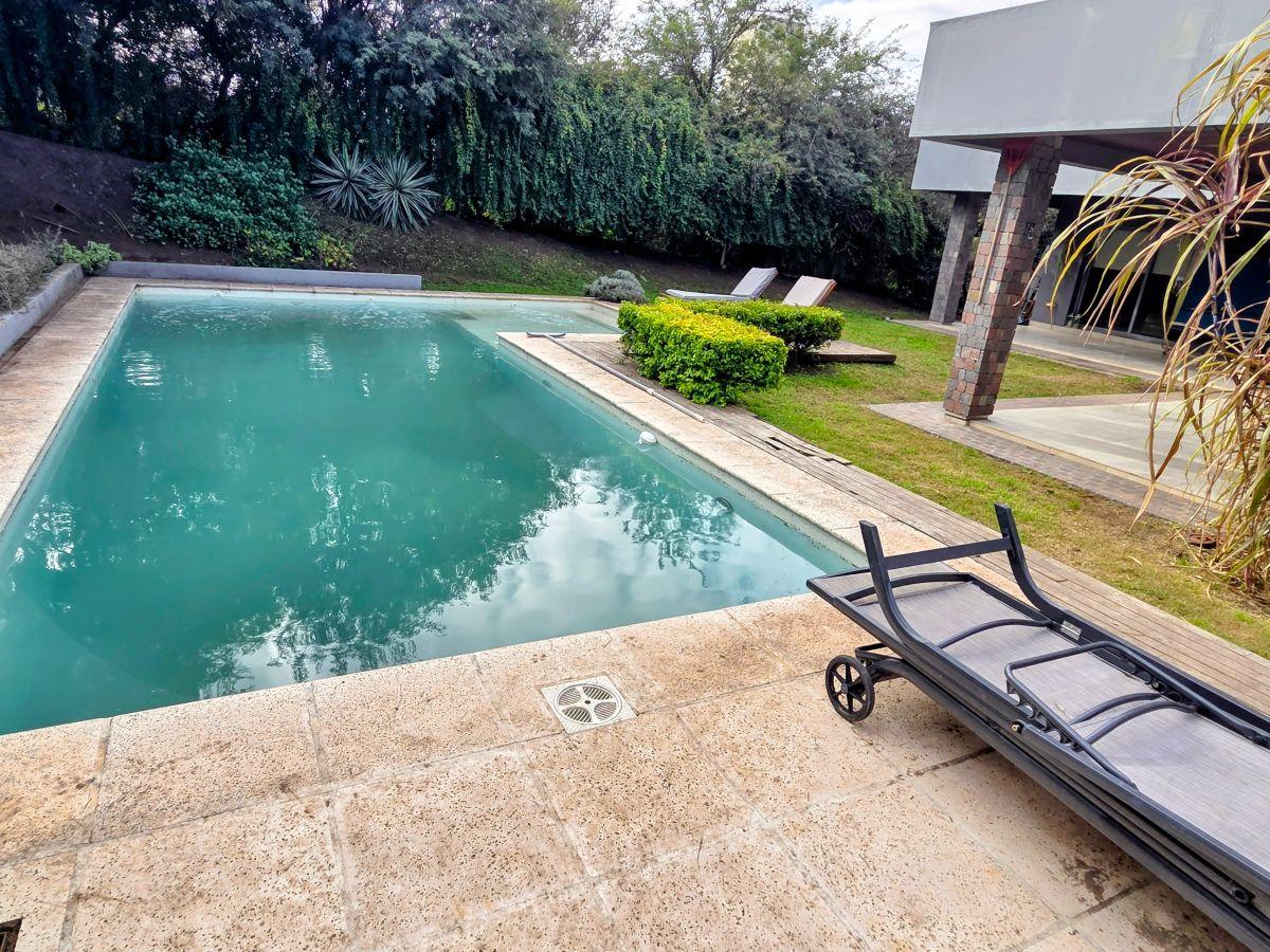 Casa en venta en La Rufina zona plana de 3 dormitorios - oportunidad única
