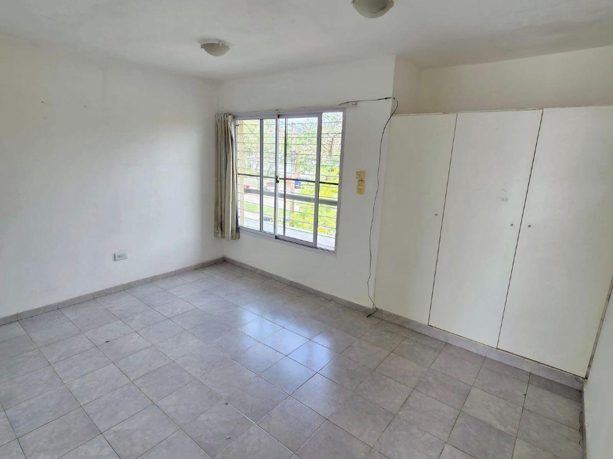 Alquilo departamento de 1 dormitorio sobre la Av. Rafael Nuñez - vista a la calle - opción cochera