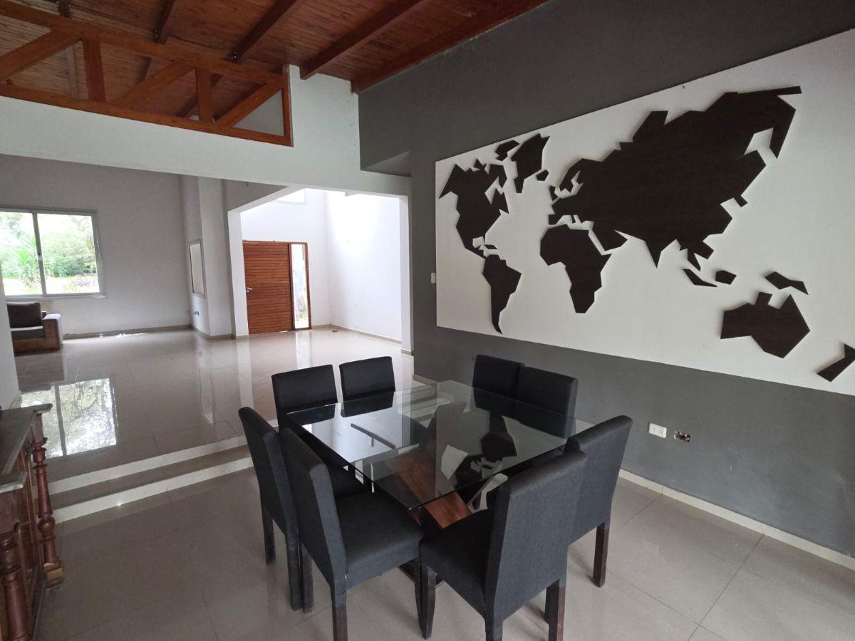 Foto de Casa en Alquiler en El Bosque de 3 dormitorios toda en Planta Baja, imagen 5