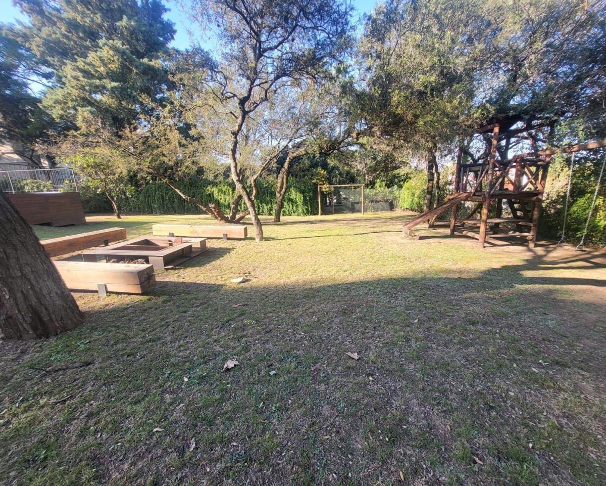 Gran Casa Desarrollada en Una Planta - 4 Dorm. - Las Delicias 4