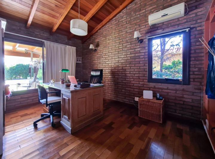 Vendo, Gran Casa En San Isidro 3 Dor 4B 3