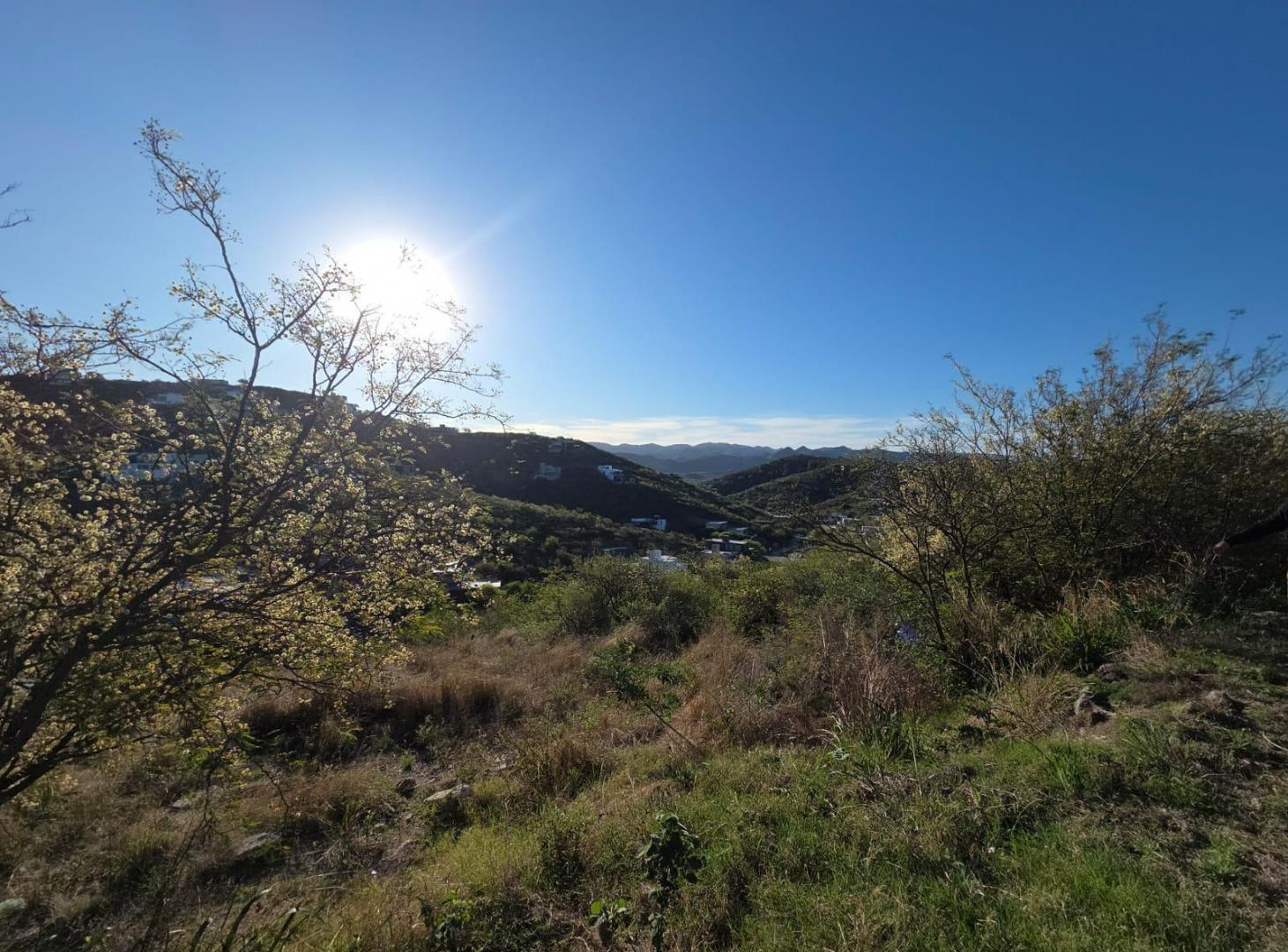 Lotes en La Deseada 1070 m² con Vista – Altos con Pendiente Leve – Financiación
