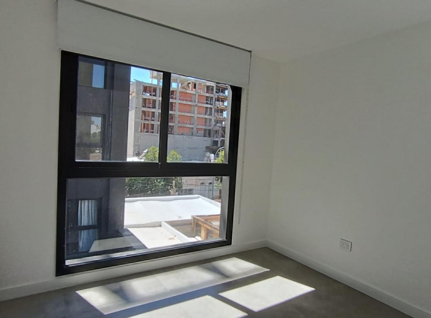 Departamento 2 Dormitorios con Cochera en Barrio General Paz – Edificio Casanova 5