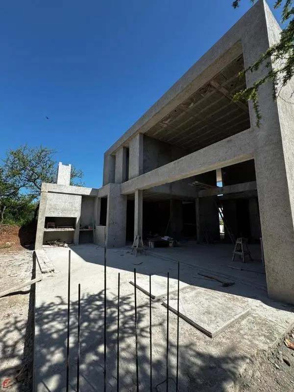 Casa en Estancia El Terrón – 3 Dormitorios, Cava y Subsuelo – Entrega 2026 8