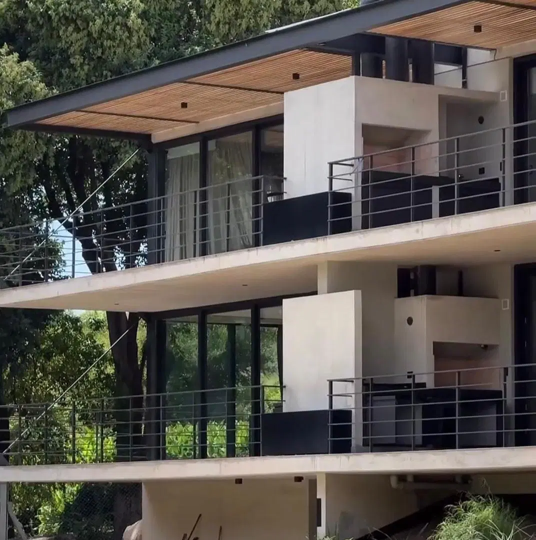 Departamento en CasaÅite – 2 Dormitorios, Suite y 2 Cocheras en Villa Allende 4