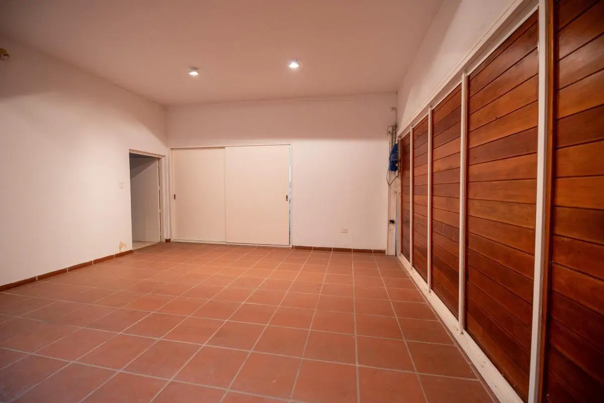 Casa en Estancia Q2 600 m² en 1 Planta – 5 Dormitorios, Pileta y Depto Independiente 3