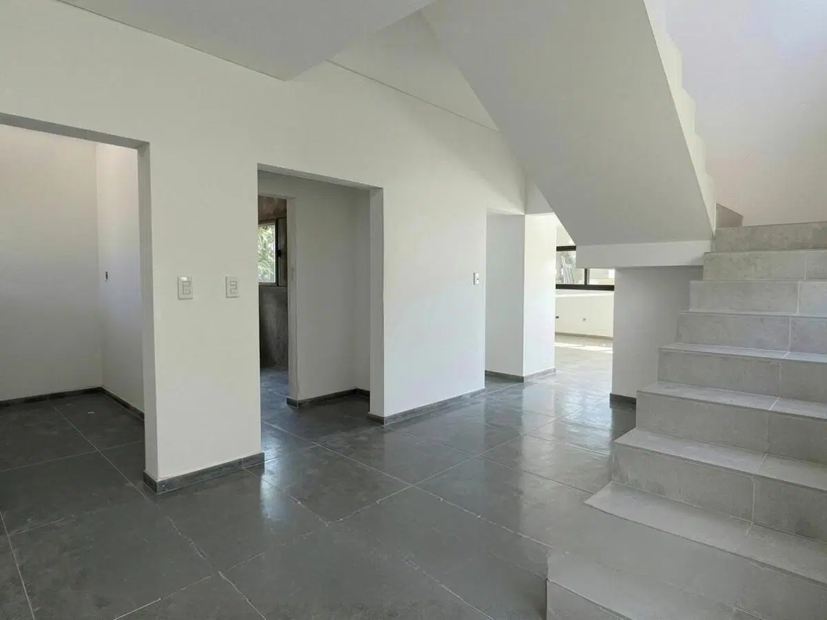 Casa a Estrenar en La Deseada – 3 Dormitorios, Vistas y Diseño Premium 5