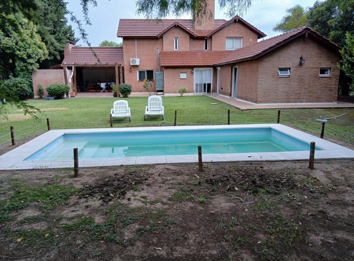 Foto de Casa en Country San Isidro con gran parque y pileta, imagen 2