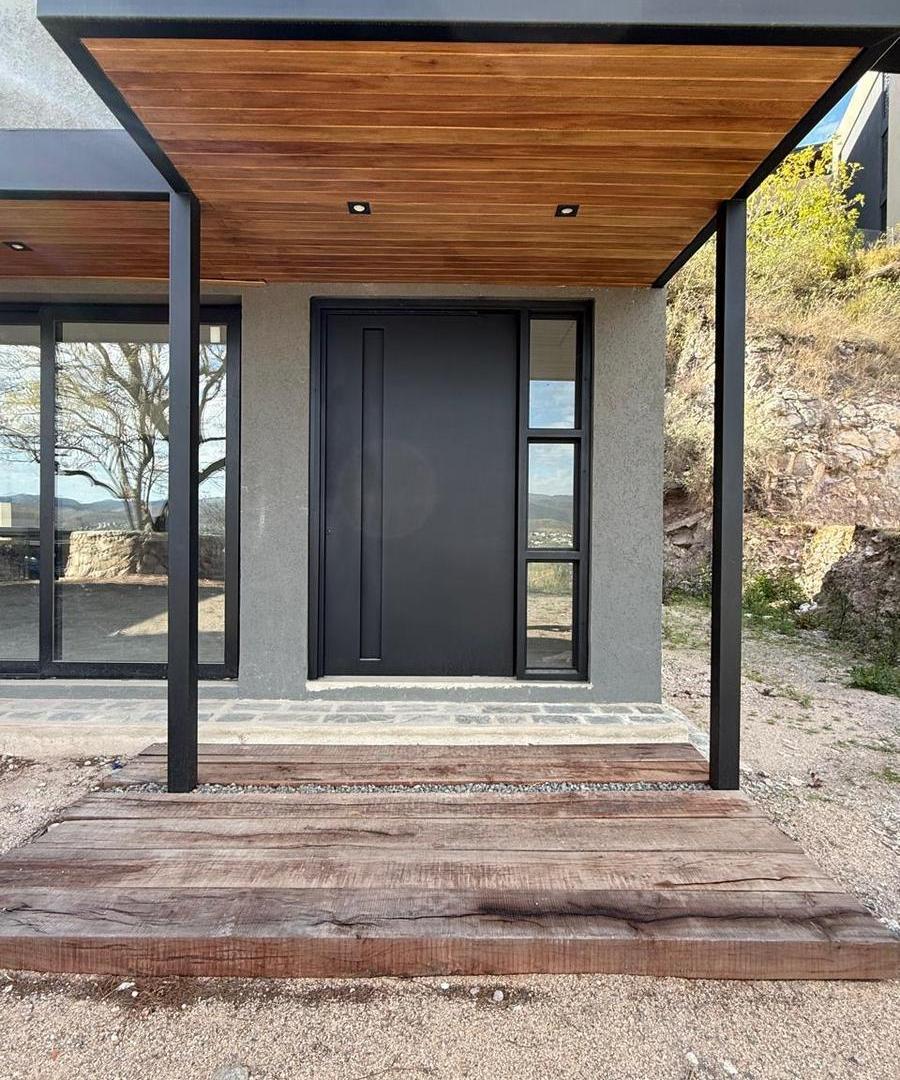 Foto de Casa Premium en La Cuesta Country – 3 Dormitorios, Apta Crédito y, imagen 1