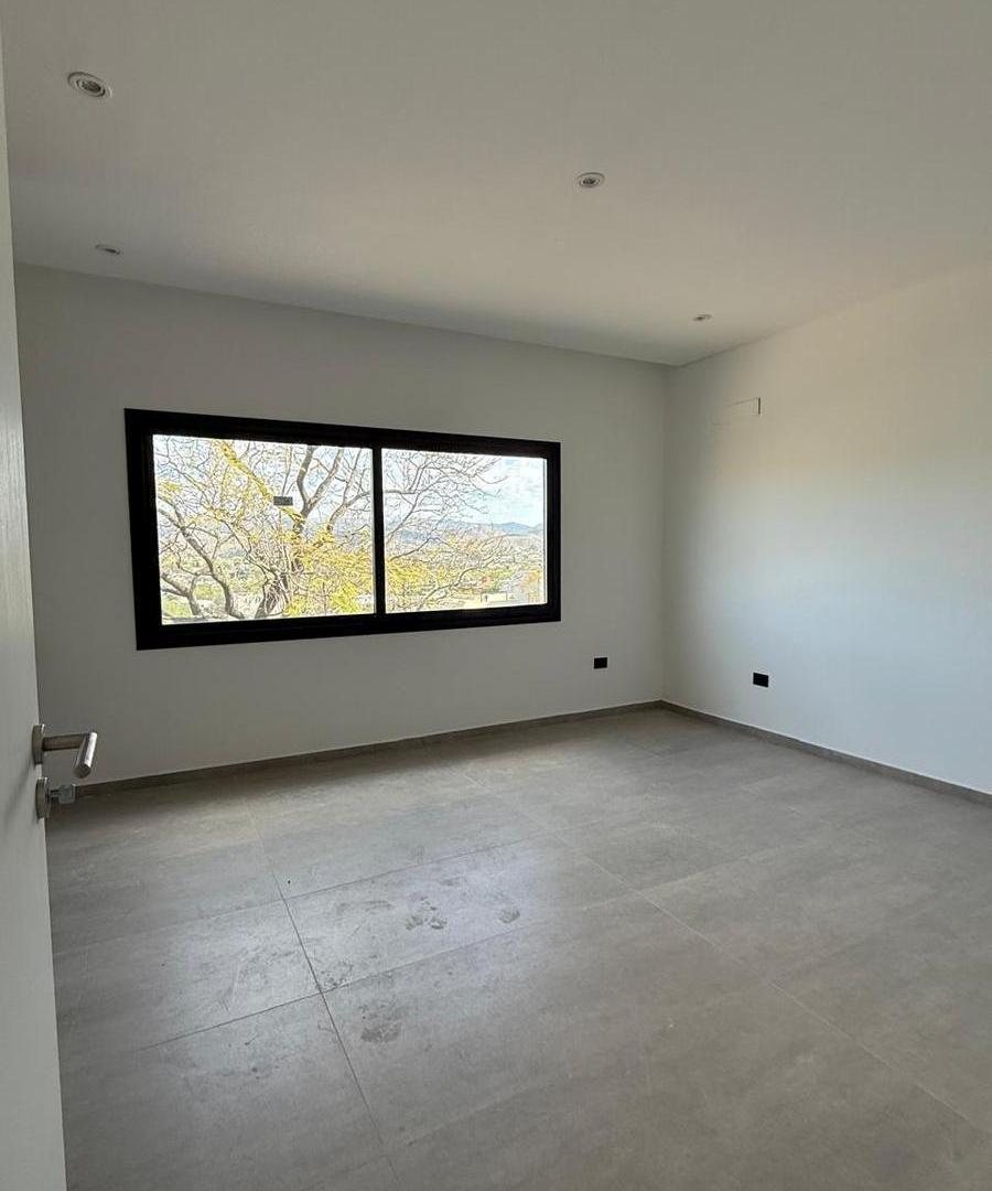 Foto de Casa Premium en La Cuesta Country – 3 Dormitorios, Apta Crédito y, imagen 3