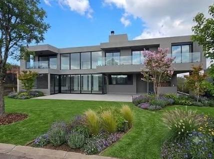 Foto de Casa a Estrenar en Estancia El Terrón – 4 Dormitorios, 400 m² y Vista a, imagen 1