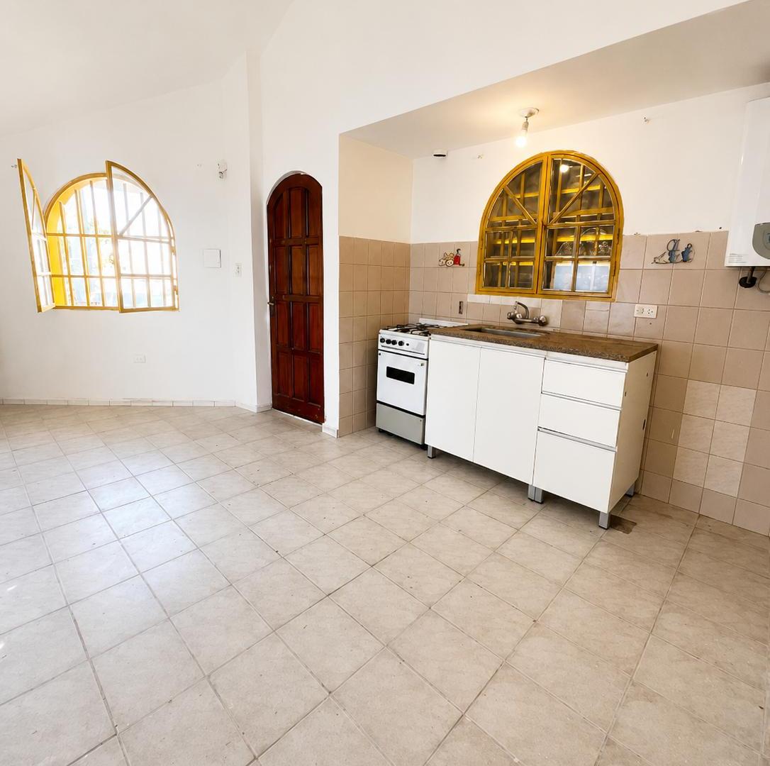 Foto de CASA DOS DORMITORIOS BARRIO OBSERVATORIO, imagen 3
