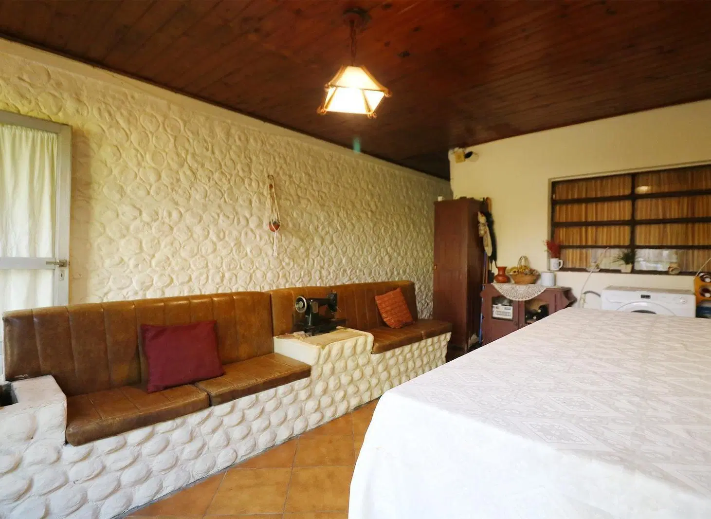 Casa 4ambientes con gran jardin, quincho y parrilla. 5