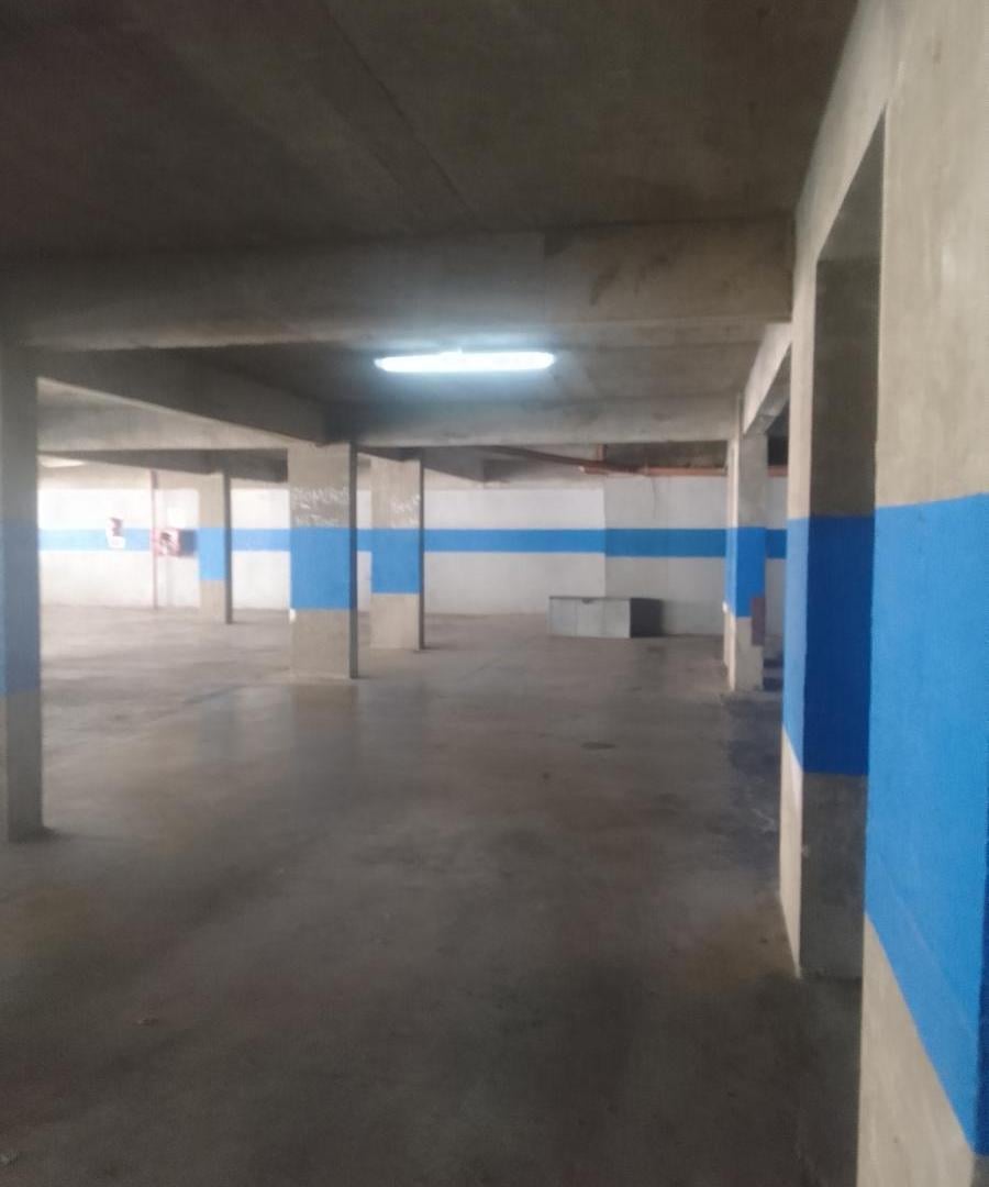Foto de Venta Cochera doble Av. Belgrano y Sgo. del Estero, financiada, imagen 5
