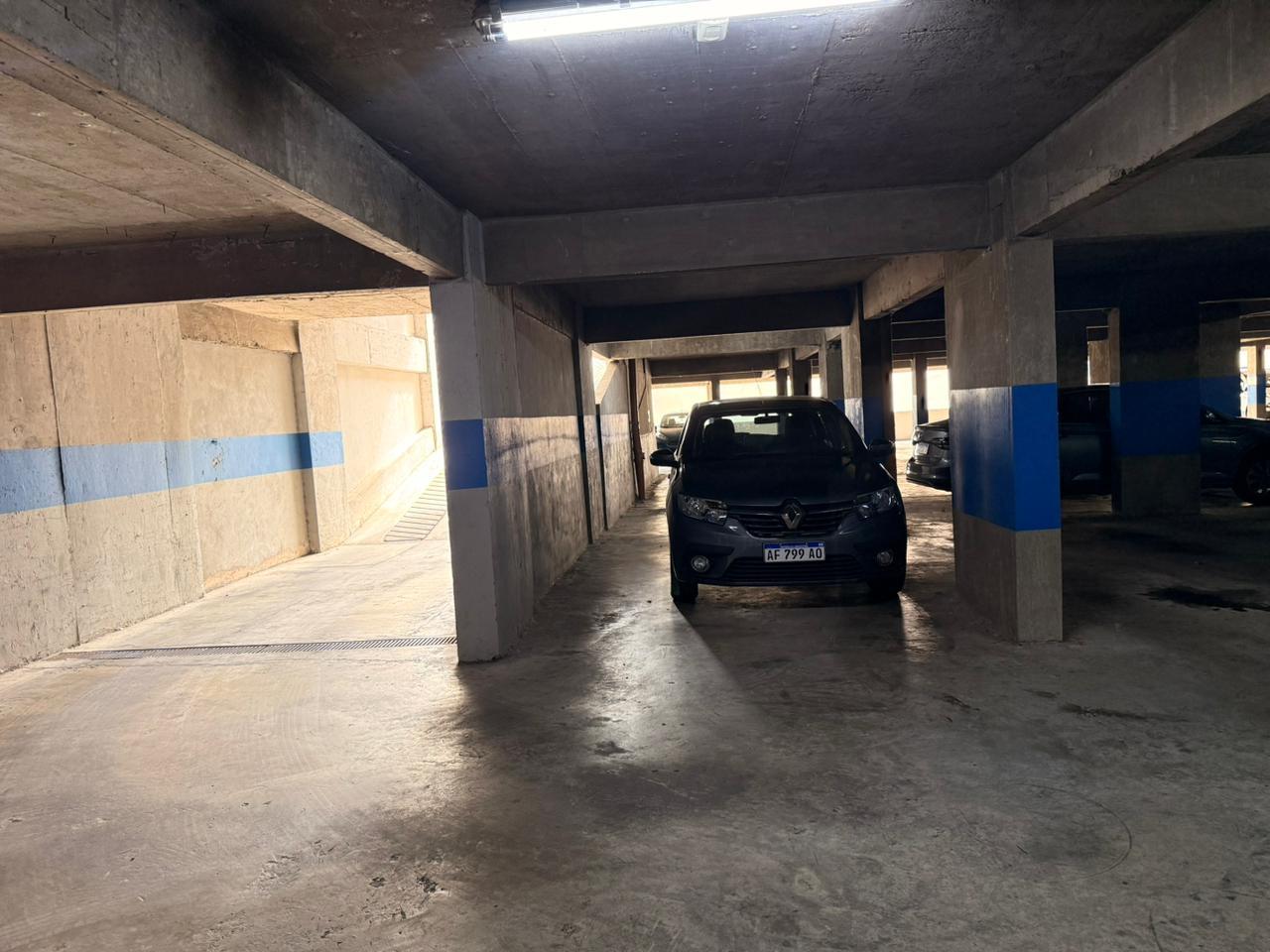 Foto de Venta Cochera doble Av. Belgrano y Sgo. del Estero, financiada, imagen 1