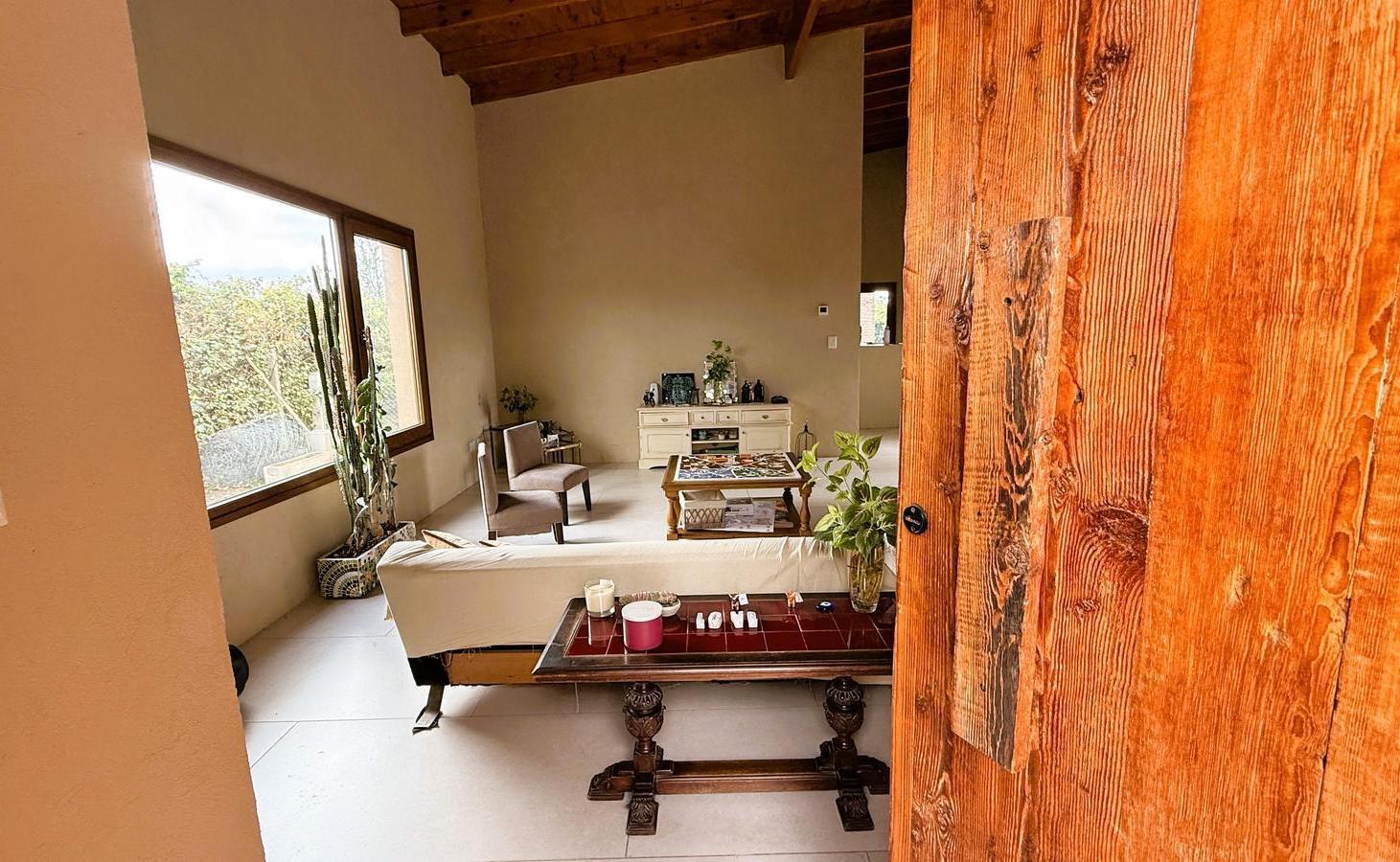 Foto de Casa con escritura en Barrio El Aljibe, imagen 2