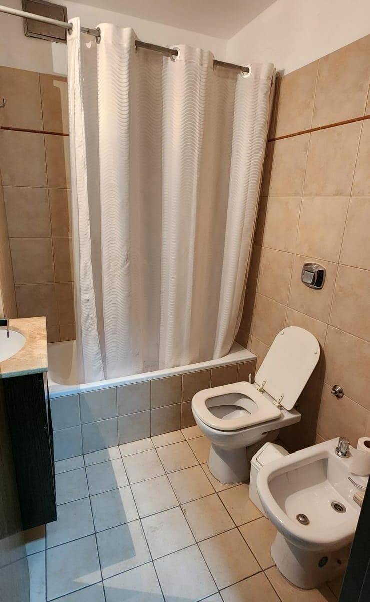 Se Vende - Departamento - Nueva Cordoba - Sobre Bv. Illia - 2 Dorm. 2